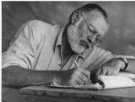 Ernest Hemingway, durante su estancia en Kenia.