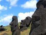 Las esculturas de piedra de esta isla polinesia, los mo&aacute;is, son el emblema de Pascua.