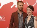 Ryan Gosling y Claire Foy, en la Mostra de Venecia, presentando 'First Man (El primer hombre)'.