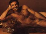 Burt Reynolds posa para la revista 'Cosmopolitan' en 1972.