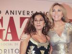 Norma Duval y Lolita Flores durante la 6 edici&oacute;n de los premios Favoritos 2018 en Sevilla.