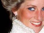 Una imagen de Diana de Gales, Lady Di, luciendo joyas de la Corona Brit&aacute;nica.
