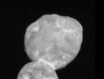 Fotograf&iacute;a cedida por la NASA este mi&eacute;rcoles que muestra una imagen detallada de Ultima Thule tomada por el Long-Range Reconnaissance Imager (LORRI) y enviada por la nave New Horizons a las 5:01 Hora Universal ayer.