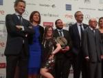 El equipo de 'Campeones' posa con el Premio Forqu&eacute; a Mejor Largometraje de Ficci&oacute;n.