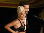 Lady Gaga y Bradley Cooper interpretan la canci&oacute;n 'Shallow', de la pel&iacute;cula 'Ha nacido una estrella', durante la gala de la 91 edici&oacute;n de los Oscar.