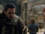 Jon Nieve y Daenerys Targaryen en la serie 'Juego de tronos'.