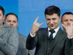El humorista Vladimir Zelenski, durante el debate electoral que se celebr&oacute; en el estadio Ol&iacute;mpico de Kiev (Ucrania).