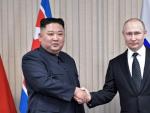 El presidente de Rusia, Vladimir Putin, y el l&iacute;der de Corea del Norte, Kim Jong-un.