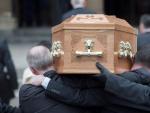 Imagen del funeral de Lyra McKee, asesinada por el Nuevo IRA durante unos disturbios en Derry, Irlanda del Norte.