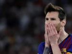 Messi no puede ocultar su decepci&oacute;n tras fallar una ocasi&oacute;n en la final de la Copa del Rey frente al Valencia.