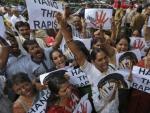 Protesta contra una violaci&oacute;n en Bombay (India).