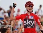Chris Froome celebra el triunfo en una etapa de La Vuelta.