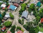 Casas da&ntilde;adas tras el terremoto en Batanes.