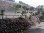 <p>Captura de video de la fuerte tormenta, acompañada de granizo que está cayendo en Rivas Vaciamadrid, provocando inundaciones en las calles. </p>