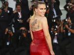 Scarlett Johansson enloquece Venecia con sus tatuajes