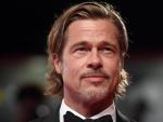 El actor estadounidense Brad Pitt posa sobre la alfombra roja de la 76 edici&oacute;n de la Mostra de Venecia.