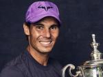 Rafa Nadal con el trofeo de campe&oacute;n del US Open.