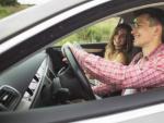 La inexperiencia al volante aumenta el precio del seguro.