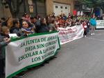 Protesta para pedir el restablecimiento de los comedores escolares/Archivo