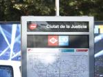Acceso a la estaci&oacute;n de Ciutat de la Just&iacute;cia de la L10 sud del metro de Barcelona.