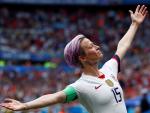 Megan Rapinoe celebra un gol con Estados Unidos.