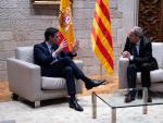 El presidente de la Generalitat, Quim Torra (dech) y el presidente del Gobierno, Pedro S&aacute;nchez (izq), durante su reuni&oacute;n, en Barcelona /Catalunya (Espa&ntilde;a), a 6 de febrero de 2020.
