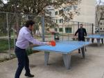 El regidor de Participaci&oacute;n Ciudadana y Gobierno Interior, Alberto Jarabo, y el de Deportes, Francisco Ducr&oacute;s, jugando al ping-pong