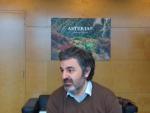 El consejero de Desarrollo Rural, Agroganader&iacute;a y Pesca, Alejandro Calvo, en su despacho en Oviedo.