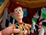 Buzz Lightyear anima a Woody por su coronavirus