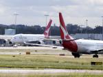 Aviones de la aerol&iacute;nea australiana Qantas, en el aeropuerto de S&iacute;dney.