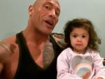 Dwayne Johnson canta 'Vaiana' a su hija todos los d&iacute;as (pero ella no sabe que es Maui)