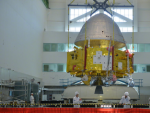 La nave espacial consta de un orbitador y el segmento de aterrizaje para el rover.