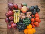Las frutas y alimentos con alto contenido en potasio son beneficiosos contra los edemas.