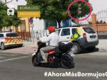 Sevilla.- Vox acusa al alcalde de Bormujos de 'saltarse un sem&aacute;foro en rojo' al probar una moto de alquiler