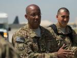 El general estadounidense Charles Q. Brown Jr., en Afganist&aacute;n, en 2015.