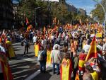 Participantes en la manifestaci&oacute;n por la unidad de Espa&ntilde;a de Sociedad Civil Catalana del 27 de octubre de 2019, donde tuvo lugar la agresi&oacute;n.