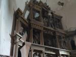 Imagen de los da&ntilde;os causados por el rayo en la zona del retablo de la Iglesia de Almenara de Adaja.