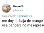Un tuitero reniega de Orange por usar la bandera LGTBI en su perfil.
