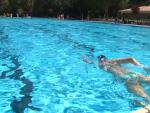 Reabren las piscinas municipales de Madrid sin completar el aforo establecido