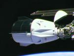 Imagen de la nave Crew Dragon Endeavour tras atracar por primera vez a la Estaci&oacute;n Espacial.