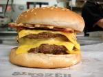 Imagen de archivo de una 'cheeseburger'.