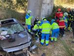 Muere un conductor al salir su coche la M-503 y quedarse bajo un puente del r&iacute;o Guadarrama
