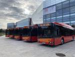 Presentaci&oacute;n de los cinco nuevos autobuses de la flota de Burgos en el paseo de la Sierra de Atapuerca.