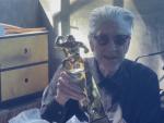 David Lynch agradece el Premio Honor&iacute;fico de Sitges 2020 con un 'unboxing'