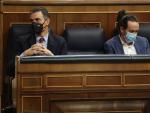 Pedro S&aacute;nchez y Pablo Iglesias, durante el debate de la moci&oacute;n de censura.