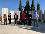 Acto de homenaje a las v&iacute;ctimas del franquismo en el cementerio