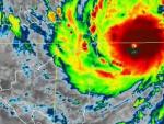 Eta es ya un hurac&aacute;n y crecer&aacute; antes de acercarse a Nicaragua y Honduras