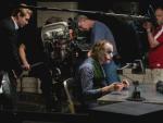 Christopher Nolan, Heath Ledger y Christian Bale en el rodaje de 'El caballero oscuro'