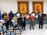 El Ayuntamiento de Estepona reconoce la labor de C&aacute;ritas Diocesana y de Jacqueline Brossier