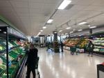 Interior del nuevo supermercado Mercadona de El Peral.